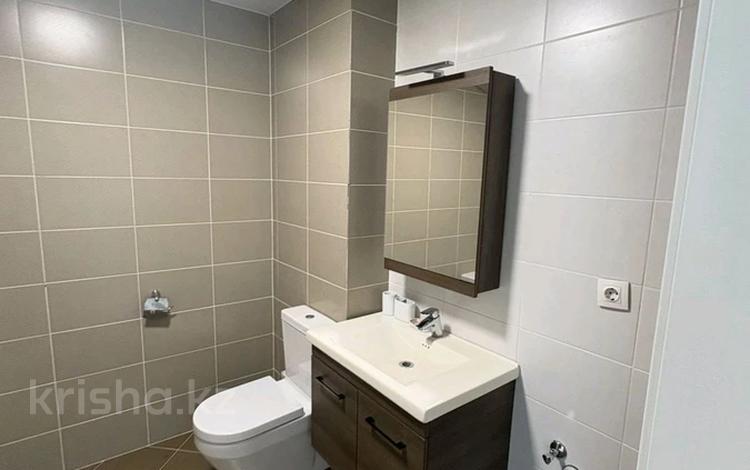 2-бөлмелі пәтер · 84 м² · 2/4 қабат, Аль-Фараби 144, бағасы: 500 000 ₸ в Алматы, Бостандыкский р-н — фото 8