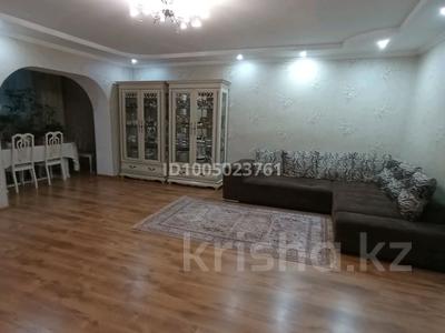 3-комнатная квартира · 80 м² · 2 этаж, Диваева за 30 млн ₸ в Шымкенте