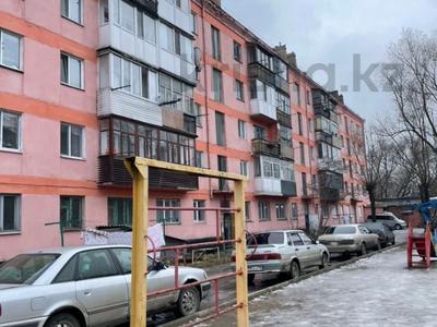 3-бөлмелі пәтер · 62.5 м² · 1/5 қабат, Степная 90, бағасы: 15 млн ₸ в Щучинске