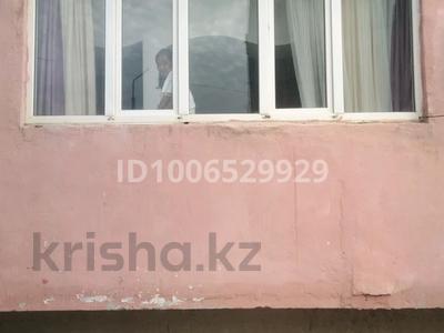 1-комнатная квартира · 38 м² · 1/5 этаж, 28А мкр 3 — 1этаж ремонт жаксы за 8.8 млн ₸ в Актау