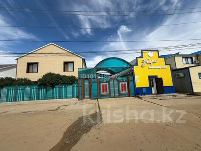 Часть дома · 8 комнат · 250 м² · 8 сот., Байганина 8Б за 65 млн ₸ в Шубаркудуке