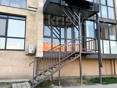 Свободное назначение, офисы, магазины и бутики, салоны красоты, фитнес и спорт, медцентры и аптеки, образование, кабинеты и рабочие места, студии · 31 м² за 450 000 〒 в Алматы, Наурызбайский р-н