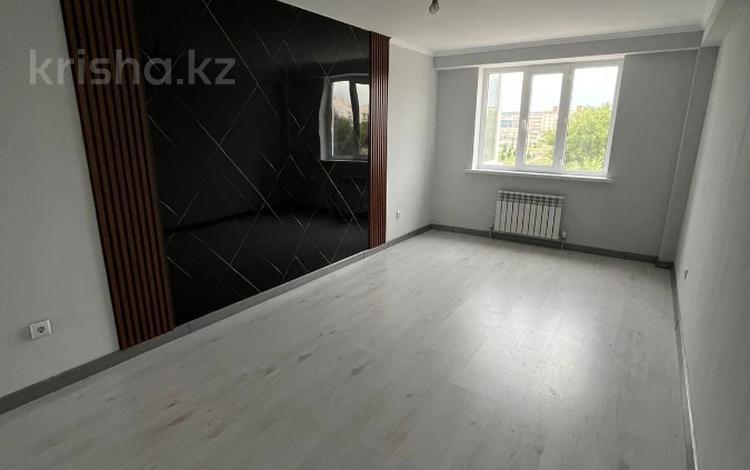 3-комнатная квартира, 73 м², 4/5 этаж, Бирлик за 24 млн 〒 в Талдыкоргане — фото 9