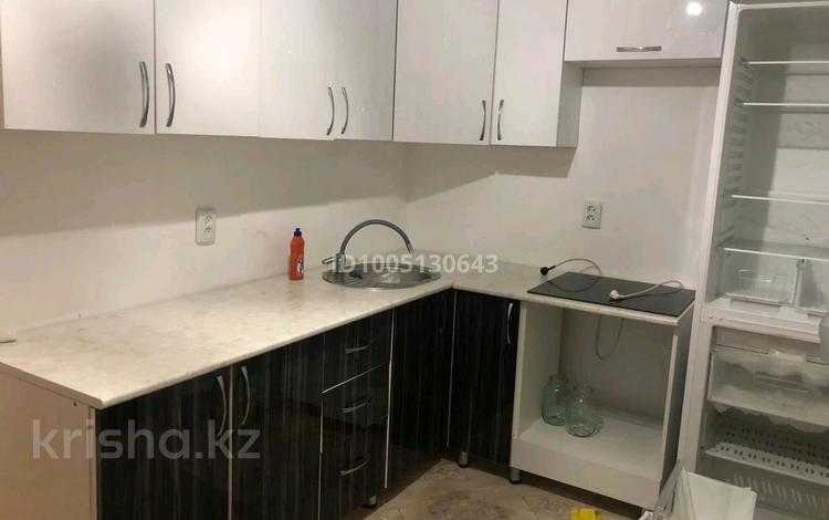 2-бөлмелі пәтер · 48 м² · 2/2 қабат, Д.Қонаев 100 Б — Медицинская клиника САПА, бағасы: 12 млн ₸ в Зайсане — фото 2