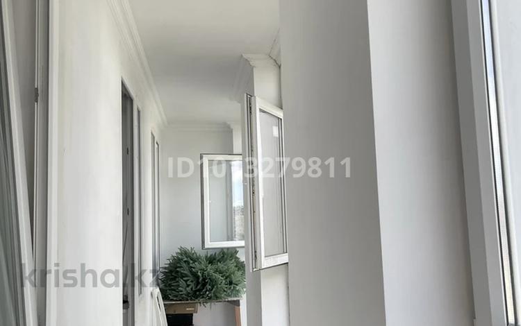 3-бөлмелі пәтер · 105 м² · 5/9 қабат, Алтын орда ш/а., Мангилик ел 22, бағасы: 39 млн ₸ в Актобе, мкр. Алтын орда — фото 5