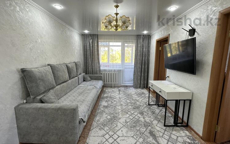 3-комнатная квартира · 47 м² · 3/5 этаж, Ленинградская за 8 млн 〒 в Шахтинске — фото 2