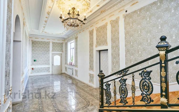 Отдельный дом · 8 комнат · 1350 м² · 15 сот., Сары арка 89 за 85 млн ₸ в Жибек Жолы — фото 8