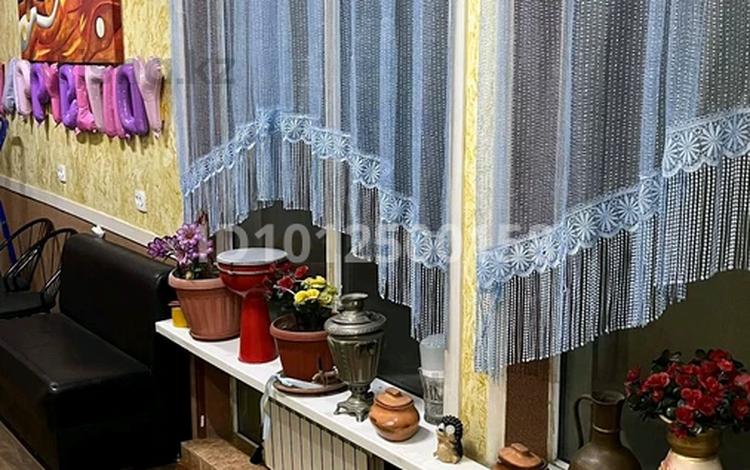 1 бөлме · 40 м² · 2/2 қабат, мкр Заря Востока, Головацкого 51 — Рынка Акбулак, бағасы: 100 000 ₸ в Алматы, Алатауский р-н — фото 2