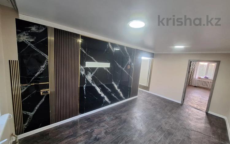 2-бөлмелі пәтер · 50 м² · 5/5 қабат, Салтанат ш/а. 3, бағасы: 130 000 ₸ в Таразе, мкр Салтанат — фото 2