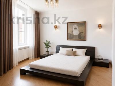7-комнатная квартира · 350 м² · 4/4 этаж, Тимирязева 42/3 — Ботанический сад за 1.8 млн ₸ в Алматы, Бостандыкский р-н