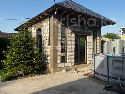 Отдельный дом · 3 комнаты · 170 м² · 10 сот., мкр Кемел (Первомайское), Даурен кудабайулы 144 — Есимхана за 90 млн 〒 в Алматы, Жетысуский р-н