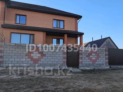 Отдельный дом · 7 комнат · 400 м² · 12 сот., 4 117 — 4-30 за 70 млн ₸ в Нурлы