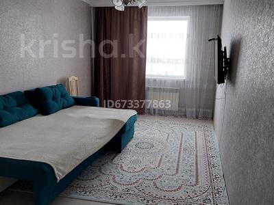 1-комнатная квартира, 40 м² по часам, Бараева 18 за 2 000 〒 в Астане, Алматы р-н