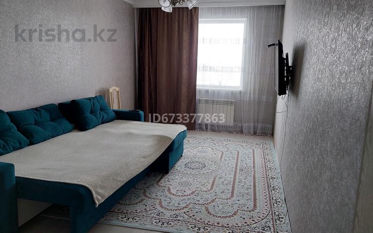 1-комнатная квартира, 40 м² по часам, Бараева 18 за 2 000 〒 в Астане, Алматы р-н — фото 2