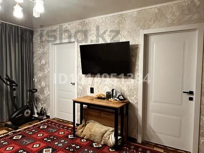 3-бөлмелі пәтер · 50 м² · 2/5 қабат, Желтоксана, бағасы: 16 млн ₸ в Уральске