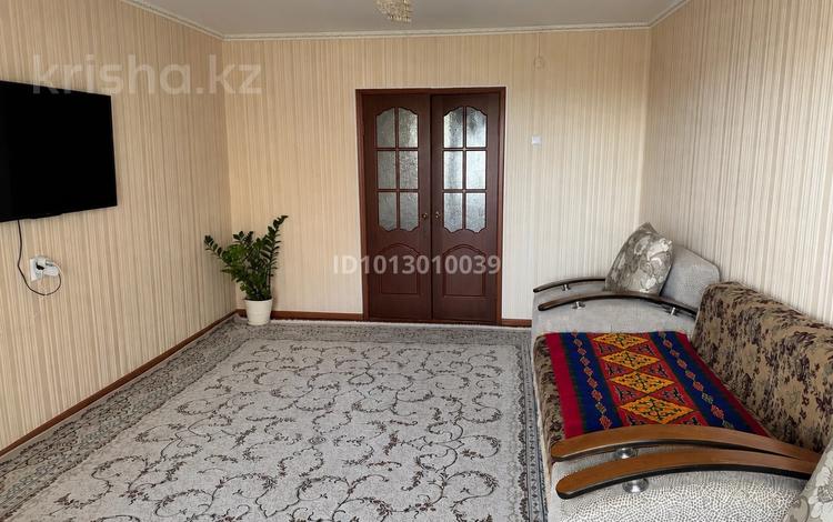 3-бөлмелі пәтер · 69 м² · 10/10 қабат, 12 ш/а. 19, бағасы: 23 млн ₸ в Актобе, мкр 12 — фото 2