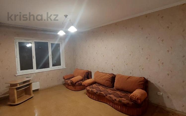 1-комнатная квартира, 40 м², 4/9 этаж, мкр Аксай-4 за 25.5 млн 〒 в Алматы, Ауэзовский р-н — фото 10
