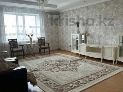 3-комнатная квартира · 125 м² · 7/12 этаж, Мухамедханова 19 за 70 млн 〒 в Семее