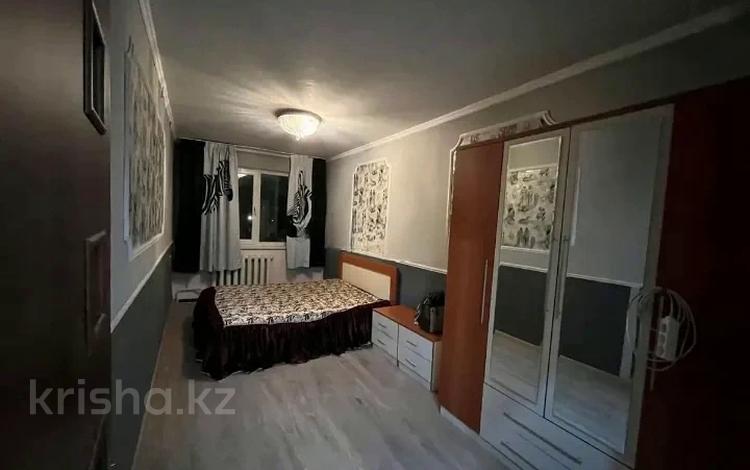 3-комнатная квартира · 60 м² · 4/4 этаж, мкр №8 за 34.5 млн ₸ в Алматы, Ауэзовский р-н — фото 2