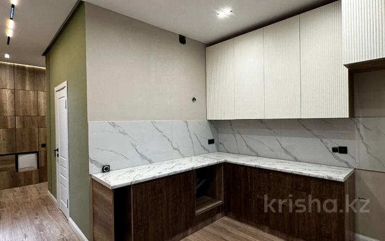 4-бөлмелі пәтер · 165 м² · 7 қабат, Байтурсынова 17, бағасы: 121 млн ₸ в Астане, Сарайшык р-н — фото 2