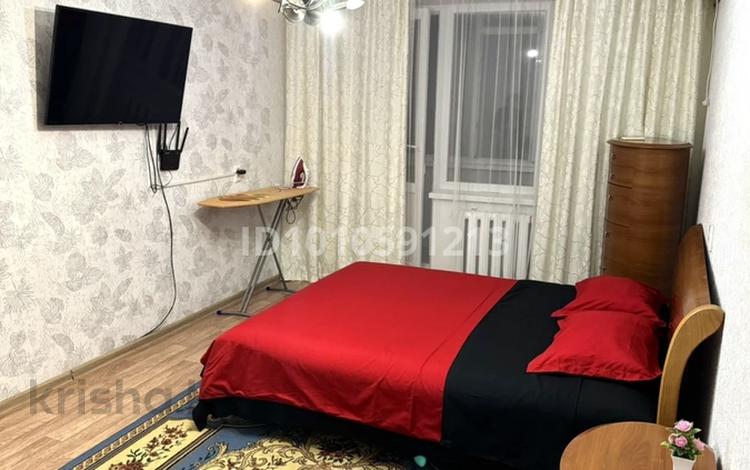 2-комнатная квартира · 55 м² · 3/5 этаж, мкр 11 27 за 13 000 ₸ в Актобе — фото 2