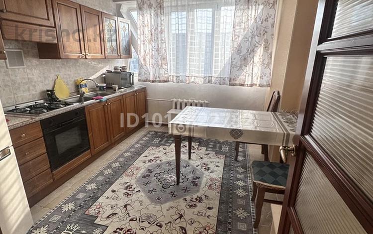 3-комнатная квартира · 72 м² · 7/9 этаж, мкр Алмагуль 21 за 350 000 ₸ в Алматы, Бостандыкский р-н — фото 2