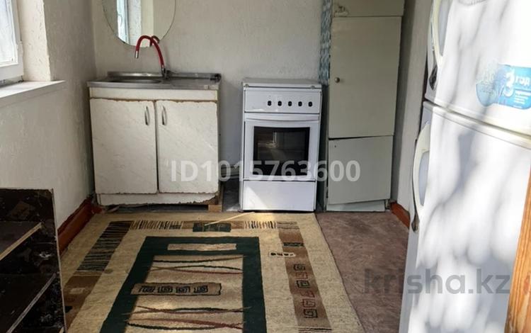 Отдельный дом · 2 комнаты · 45 м² · 10 сот., мкр Нуртас, Гулдала 135 — улица Гулдала, рядом магазин Жанар, ближе к улице Кенжарык за 65 000 ₸ в Шымкенте, Каратауский р-н — фото 2