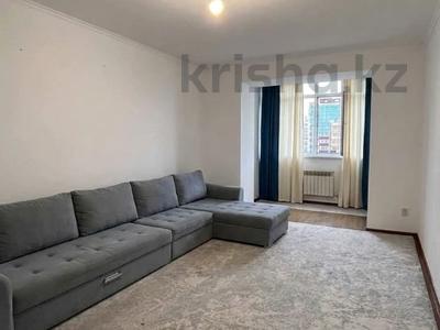 3-комнатная квартира · 120 м² · 5/5 этаж, мкр. Алтын орда, Молдагуловой за 200 000 ₸ в Актобе