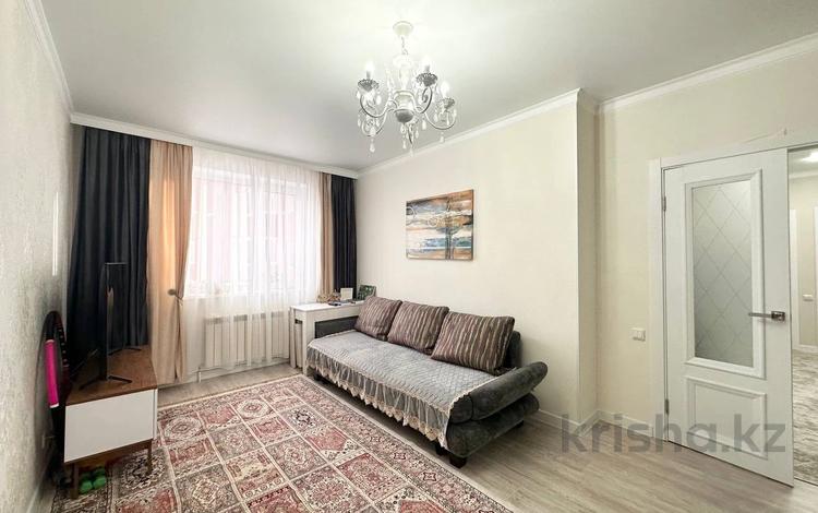 2-комнатная квартира, 55 м², 2/15 этаж, Айнаколь 56