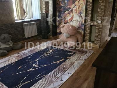 Отдельный дом · 6 комнат · 200 м² · 6 сот., мкр 112 квартал, Фестивальная 19 — Боуржан Момышулы за 600 000 ₸ в Шымкенте, Туран р-н