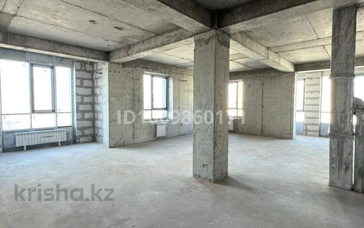 3-комнатная квартира · 82.4 м² · 9/12 этаж, Абая 28а​ — Наурызбай Батыра за 89 млн ₸ в Алматы, Бостандыкский р-н — фото 2