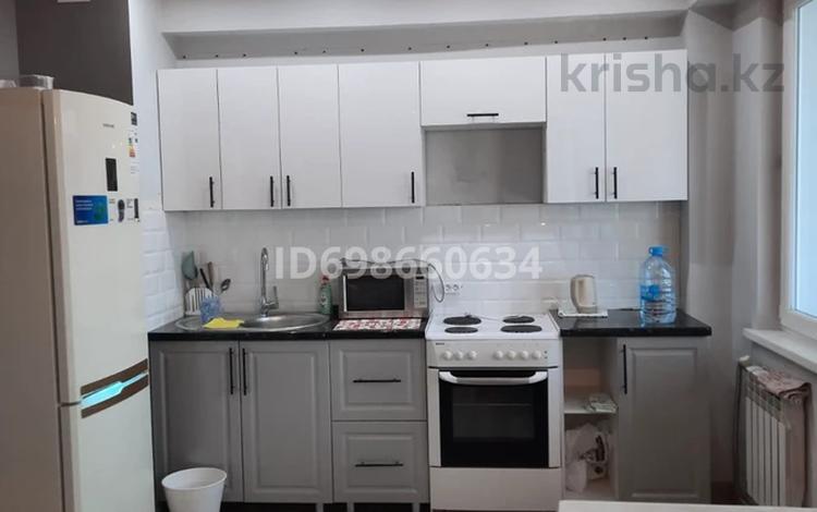 1-комнатная квартира · 50 м² · 5 этаж, Каныша Сатпаева 55/3 за 190 000 ₸ в Усть-Каменогорске — фото 2