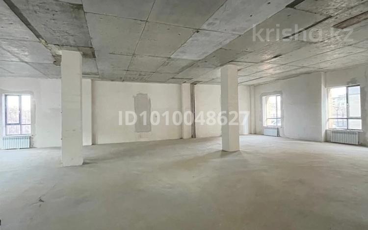 Свободное назначение, офисы, магазины и бутики, общепит, салоны красоты, фитнес и спорт, медцентры и аптеки, образование, развлечения, конференц-залы, кабинеты и рабочие места, студии · 382.5 м² за ~ 1.9 млн 〒 в Шымкенте, Аль-Фарабийский р-н — фото 2