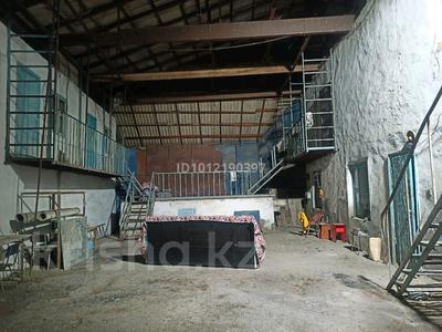 Еркін, кеңселер, қоймалар · 350 м², бағасы: 35 млн ₸ в Талдыкоргане