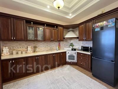 4-бөлмелі пәтер · 150 м² · 7/10 қабат, Момышулы 2в, бағасы: 62 млн ₸ в Астане, Алматы р-н