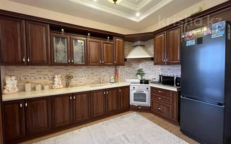 4-комнатная квартира · 150 м² · 7/10 этаж, Момышулы 2в за 62 млн ₸ в Астане, Алматы р-н — фото 14