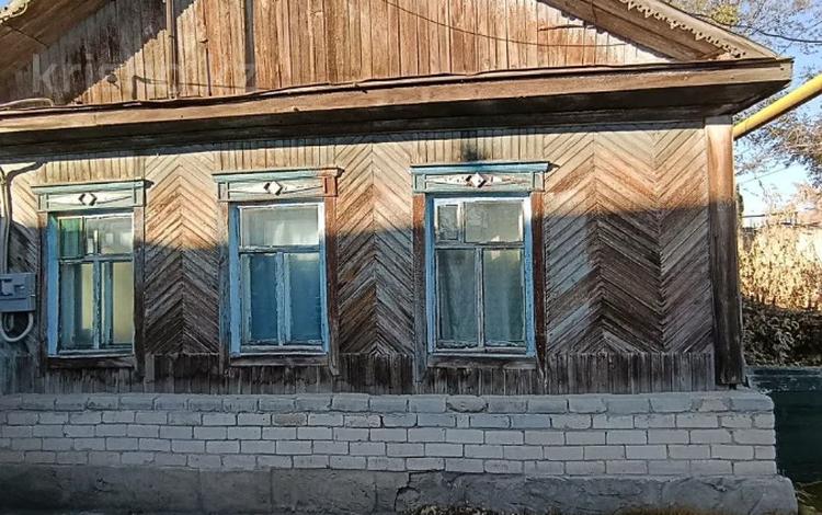 Отдельный дом · 2 комнаты · 46 м² · 5.7 сот., Кирпичная за 10.5 млн 〒 в Костанае — фото 2