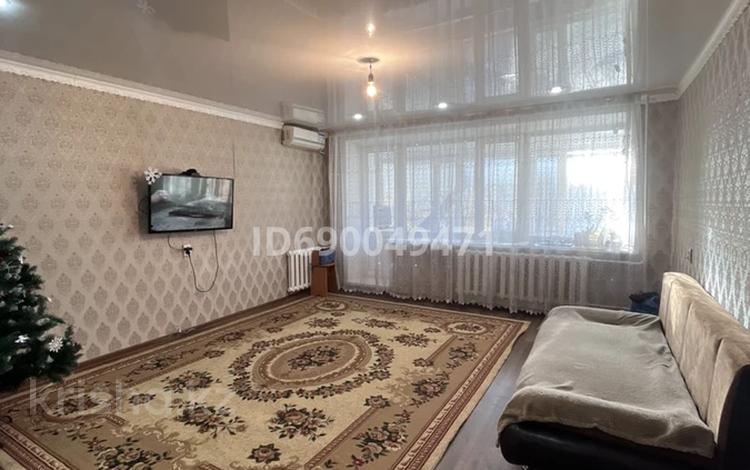 2-комнатная квартира, 55 м², 2/5 этаж, Катаева 35