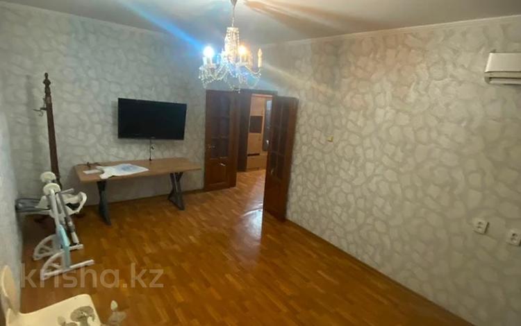 3-комнатная квартира · 69.7 м², Микрорайон «Сайрам» 5 за 25.5 млн ₸ в Шымкенте — фото 2