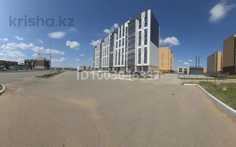 3-комнатная квартира · 85 м² · 6/9 этаж, мкр Астана, Самал 72/5 за 35 млн 〒 в Уральске — фото 2