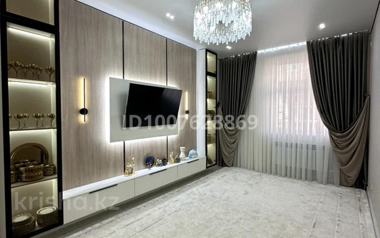 2-бөлмелі пәтер · 65 м² · 1 қабат, Шұғыла 2-10а, бағасы: 23 млн ₸ в Жанаозен — фото 2