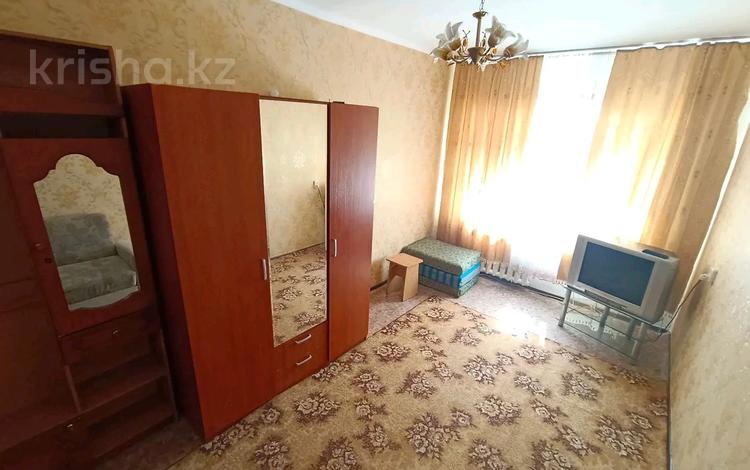 1-бөлмелі пәтер, 34 м², 1/5 қабат ай сайын, Привокзальная, бағасы: 80 000 〒 в Уральске — фото 9