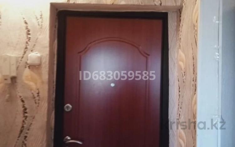 1-комнатная квартира · 31 м² · 5/5 этаж, Майкудук, 13й микрорайон 11 — За автостанции 14мкр за 6.3 млн ₸ в Караганде, Алихана Бокейханова р-н — фото 2
