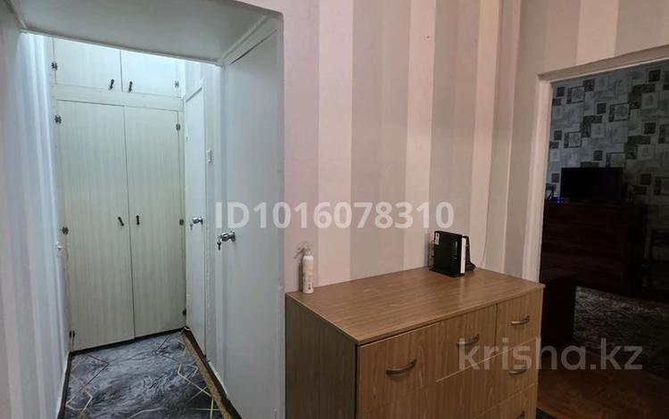 3-комнатная квартира · 64 м² · 1/5 этаж, мкр Айнабулак-2 54 за 310 000 ₸ в Алматы, Жетысуский р-н — фото 2