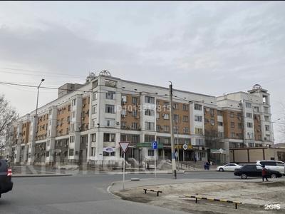 3-комнатная квартира · 80 м² · 5/5 этаж, улица Курмангазы 5 — находиться Pizza La roma за 35 млн ₸ в Атырау, мкр Авангард-2