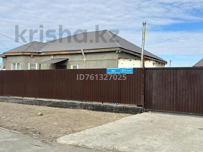 Отдельный дом · 4 комнаты · 150 м² · 10 сот., мкр Кайнар, 33 11 за 22 млн ₸ в Атырау