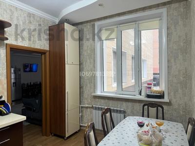 Продажа квартир в Карагандинской обл.: 4-комнатная квартира · 120 м² · 1/2 этаж, мкр Юго-Восток, мкр Гульдер 2 5а за 50 млн 〒 4-комнатная квартира · 120 м² · 1/2 этаж, мкр Юго-Восток, мкр Гульдер 2 5а за 50 млн 〒 в Караганде, Казыбек би р-н