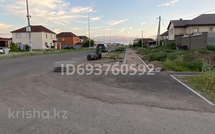 Отдельный дом · 4 комнаты · 280 м² · 10 сот., Сырым батыра 37 — Садуакасова за 60 млн 〒 в Астане, Нура р-н — фото 7