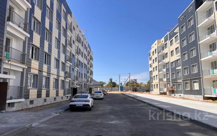 2-бөлмелі пәтер · 53 м² · 3/5 қабат, 10 мкр 2, бағасы: 18.9 млн ₸ в Конаеве — фото 6