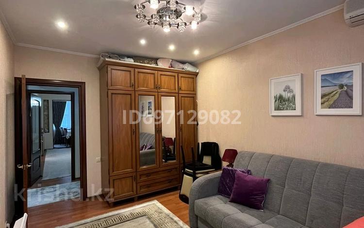 3-комнатная квартира, 74 м², 1/5 этаж, 14-й мкр 11 за 21 млн 〒 в Актау, 14-й мкр — фото 2